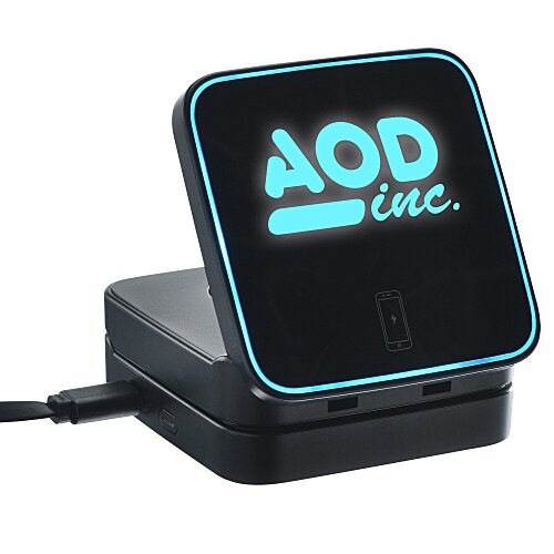 Magnetic Multi-Charging Station Main Image