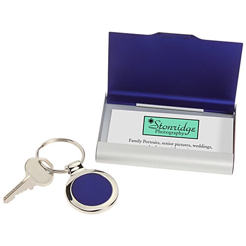 Additional Image 3 - a key chain and a box