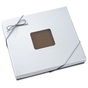 Additional Image 1 - a white square box with a brown square inside