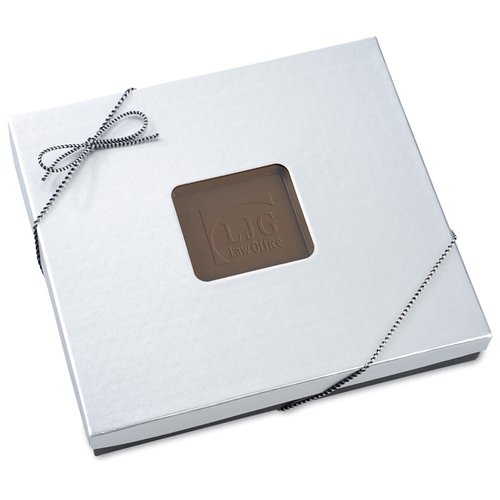 Additional Image 1 - a white square box with a brown square inside