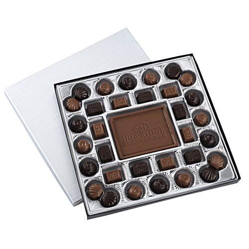 Additional Image 1 - a close-up of a tray