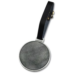 Additional Image 1 - a close up of a ladle