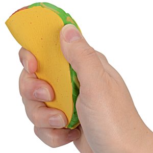 Additional Image 1 - a hand holding a sponge