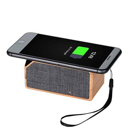 Additional Image 3 - a rectangular device with a green screen